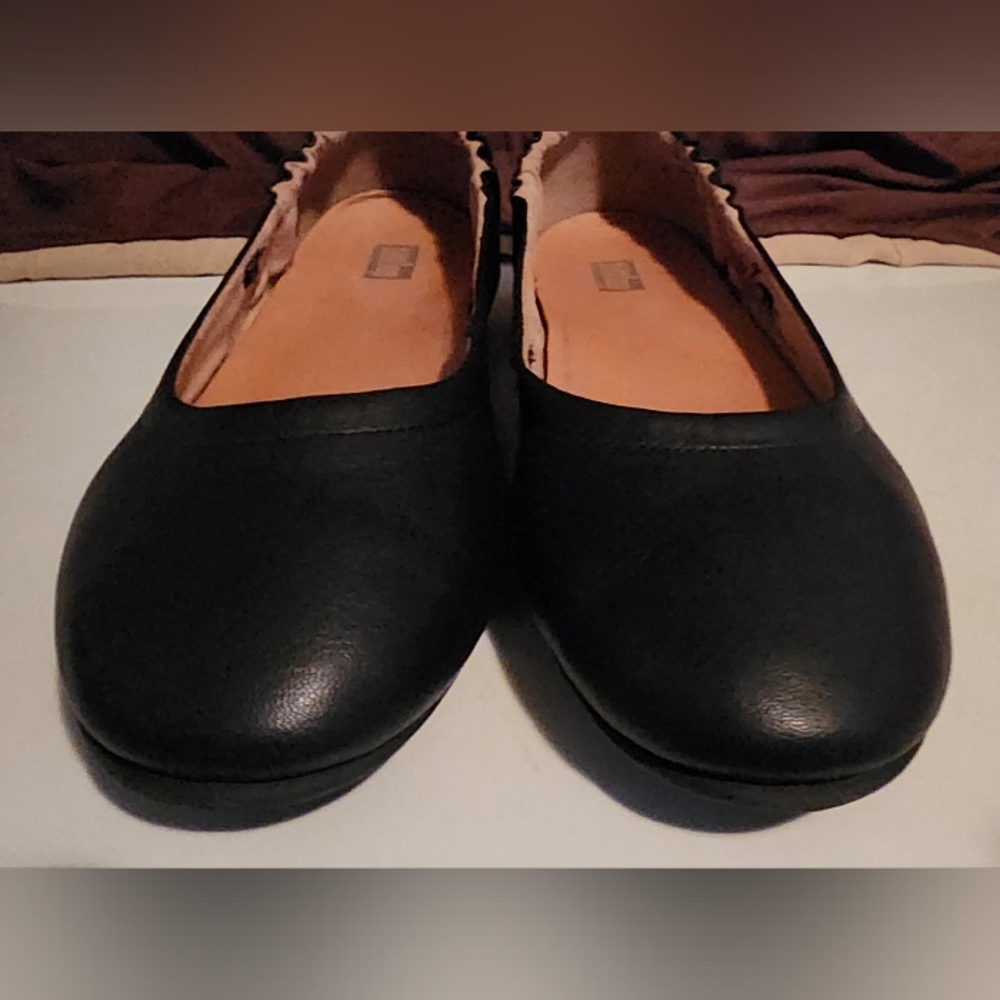 Fitflop Black Women's Flats Size 9